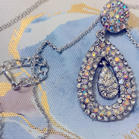 Silver Necklace and Sparkling Rhinestones Pendant Necklace - Picture 1 of 7